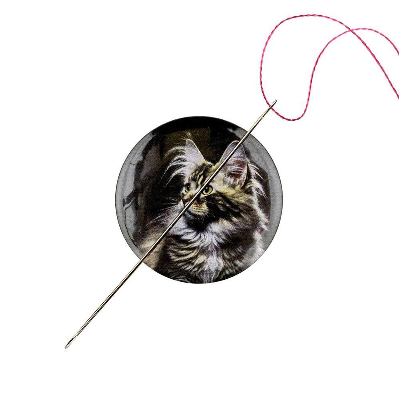 Wonderland Crafts Fluffy Cat Magnetic Needle Holder